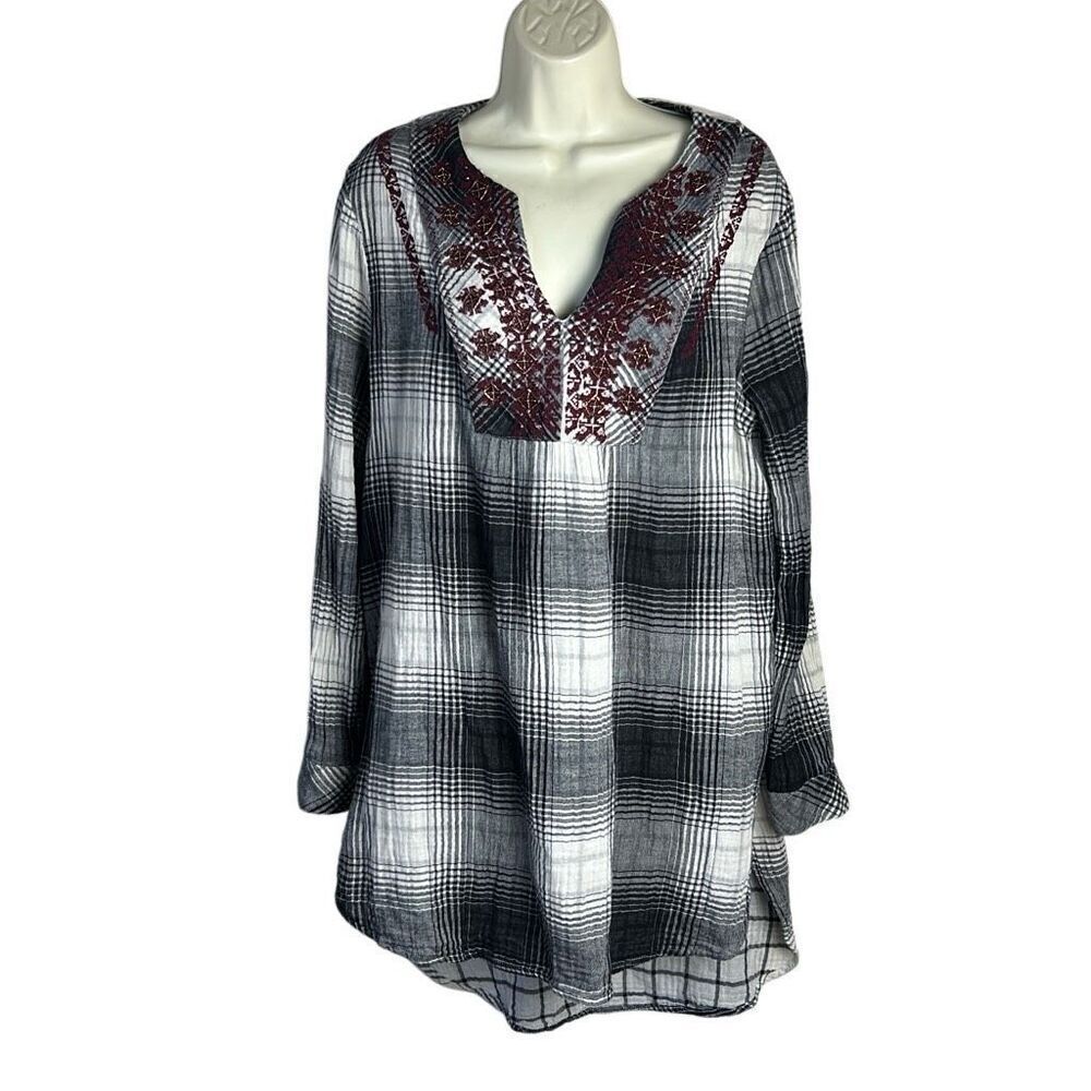 Floreat Anthropologie Black and White Plaid Beaded Embroidered Tunic Blouse Size